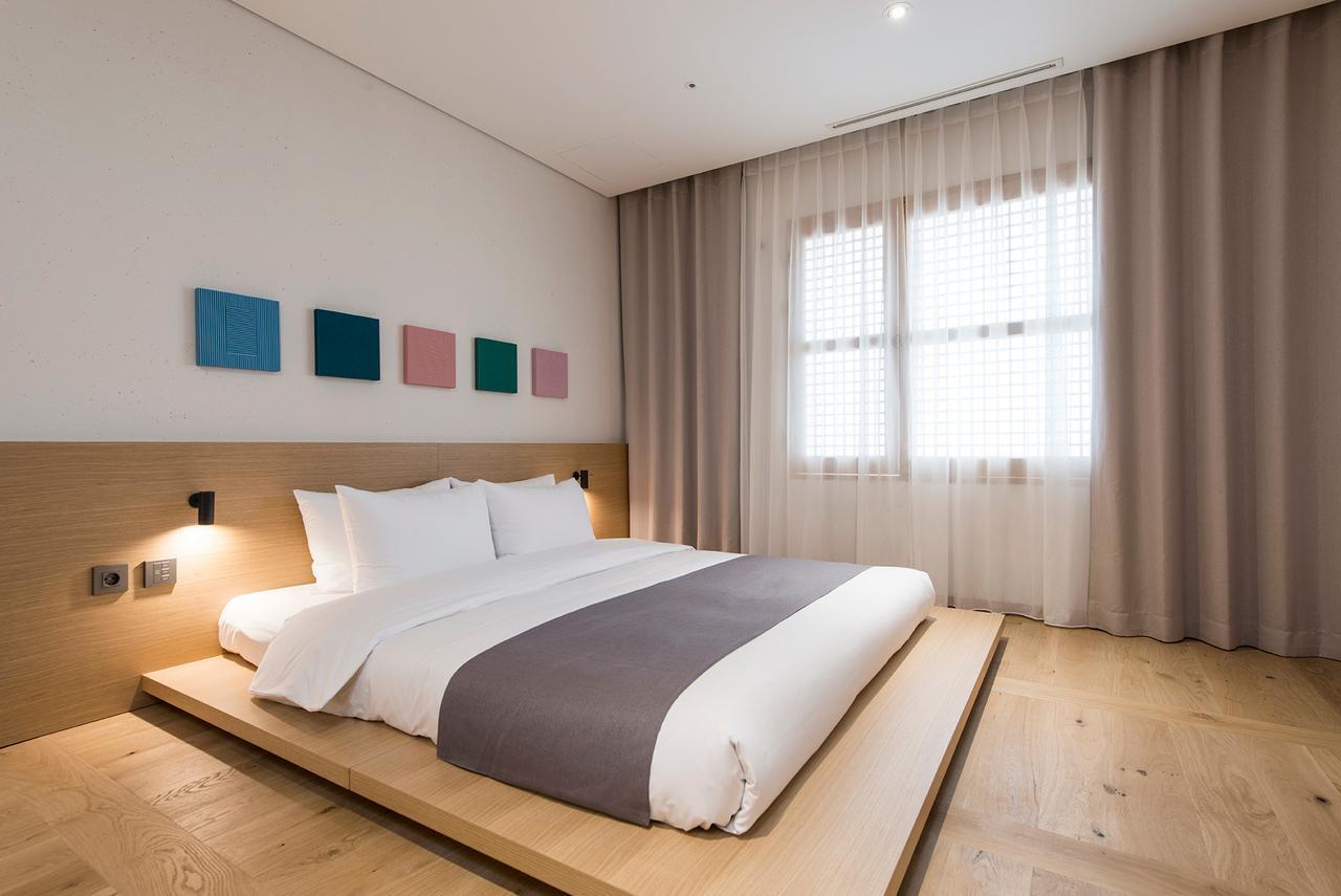 Alex 72 Hotel Suwon Exterior photo
