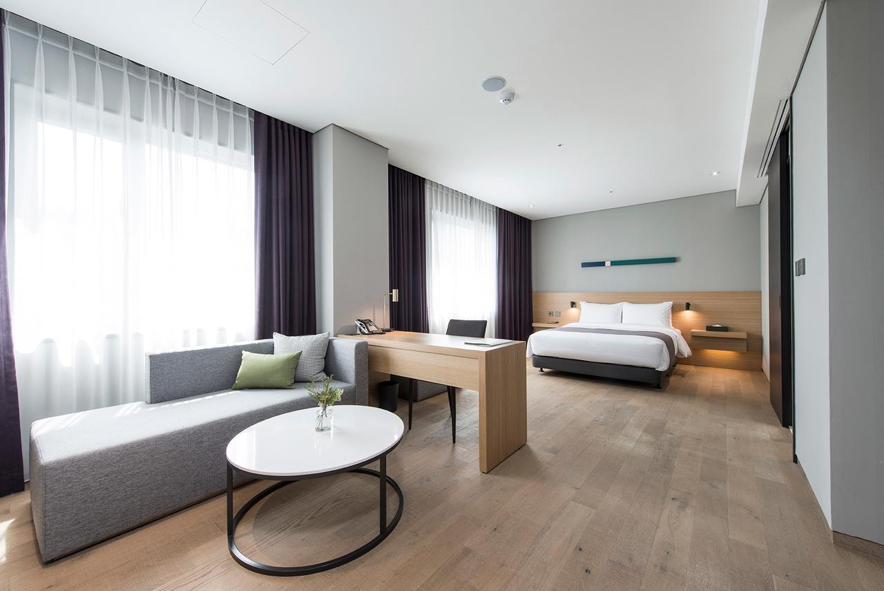 Alex 72 Hotel Suwon Exterior photo