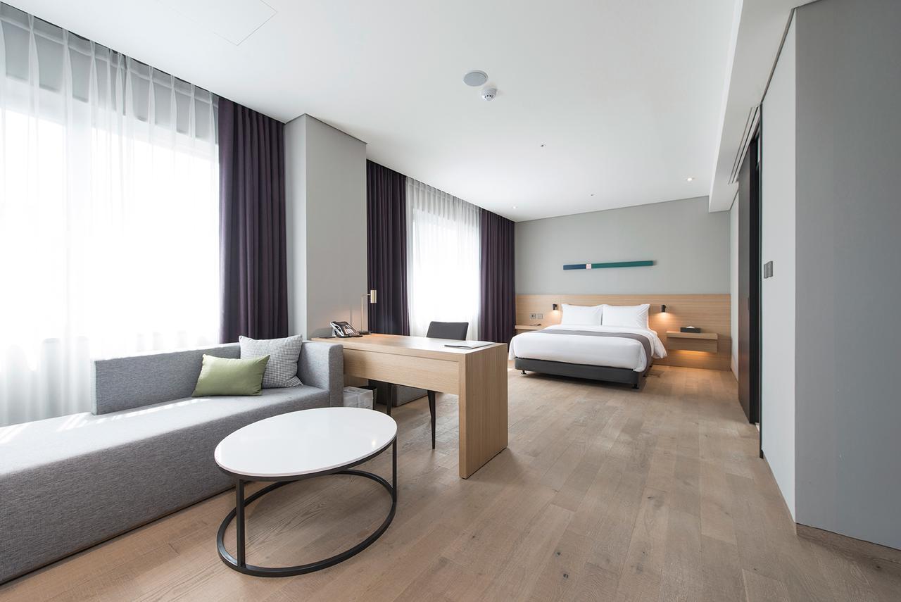 Alex 72 Hotel Suwon Exterior photo